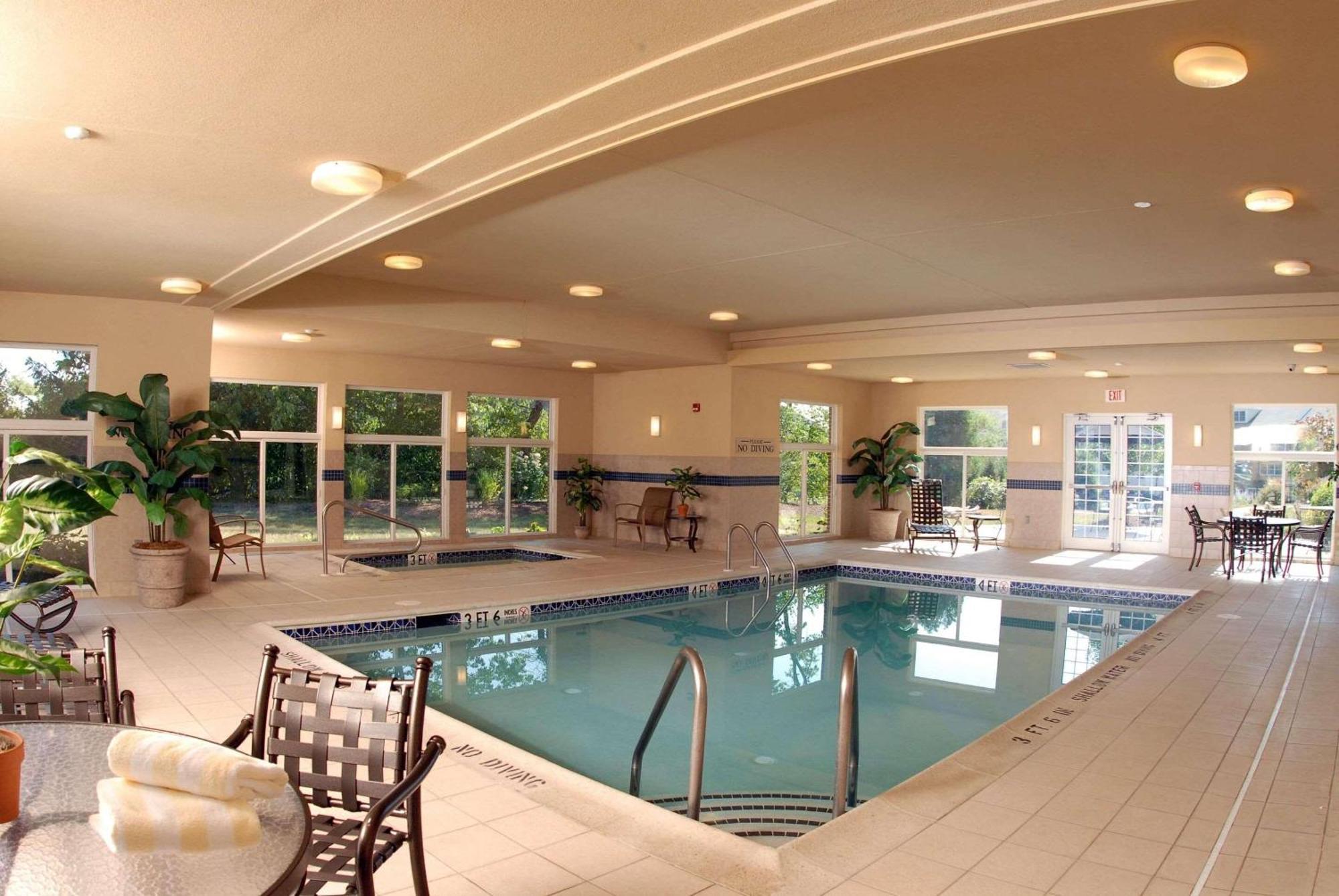 Country Inn & Suites By Radisson, Lewisburg, Pa Extérieur photo